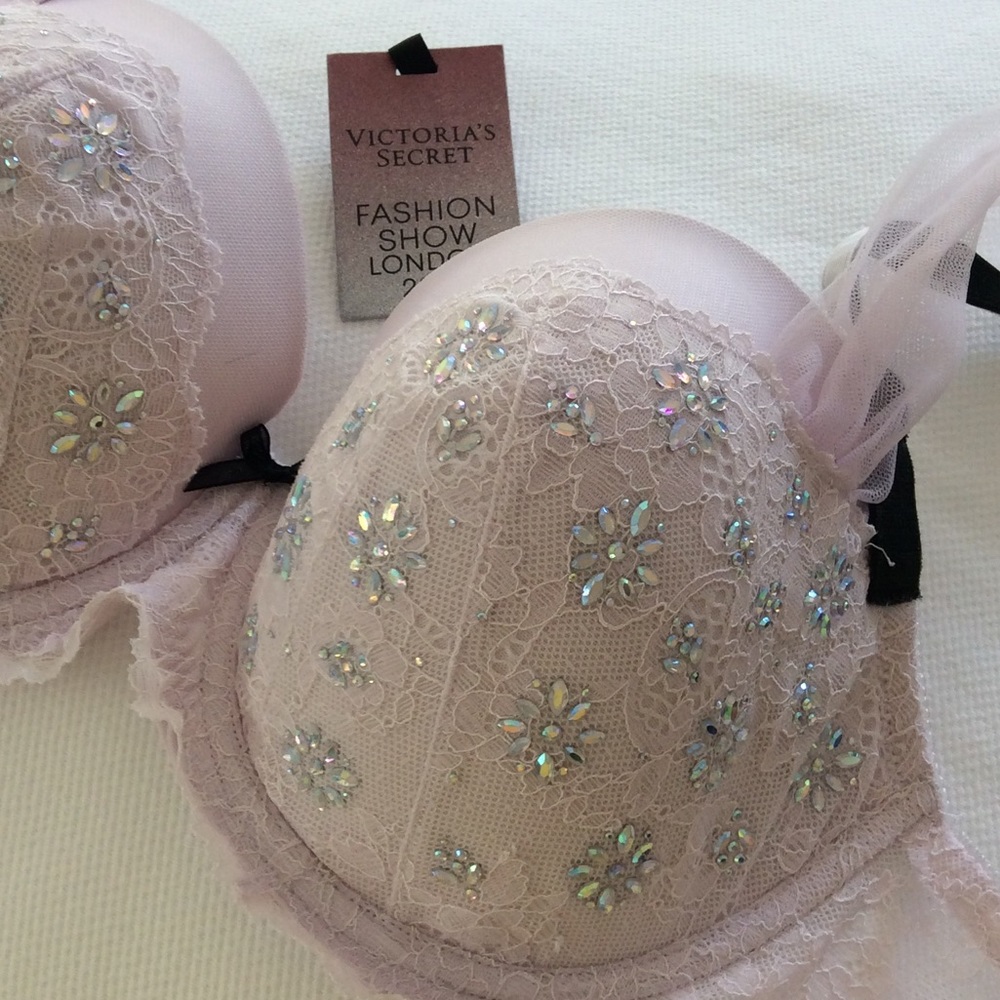 Victoria’s Secret runway bra London 2014